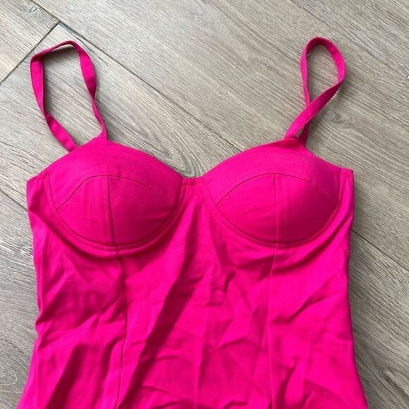 Superdown About Us Danica Dress in Size S Hot Pink - Picture 4 of 6